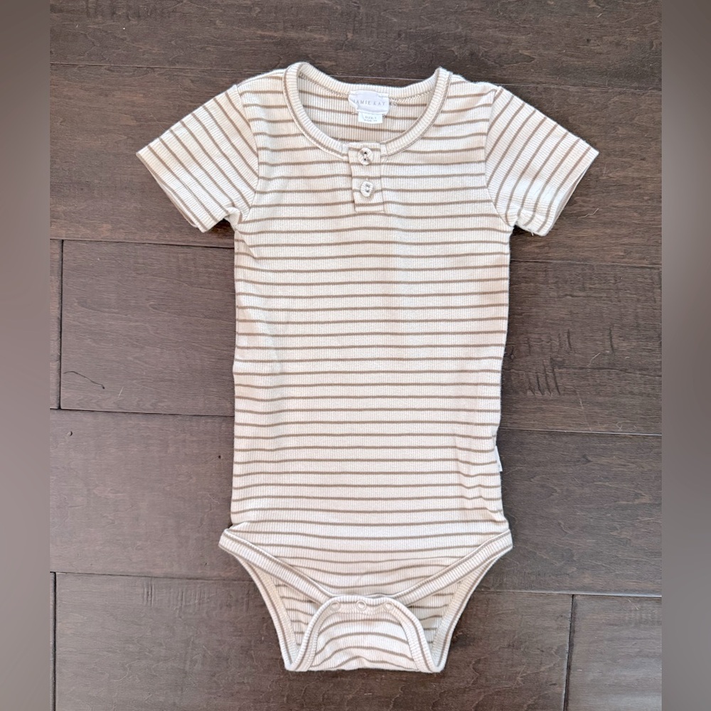 Jamie Kay SS body suit EUC 1Y